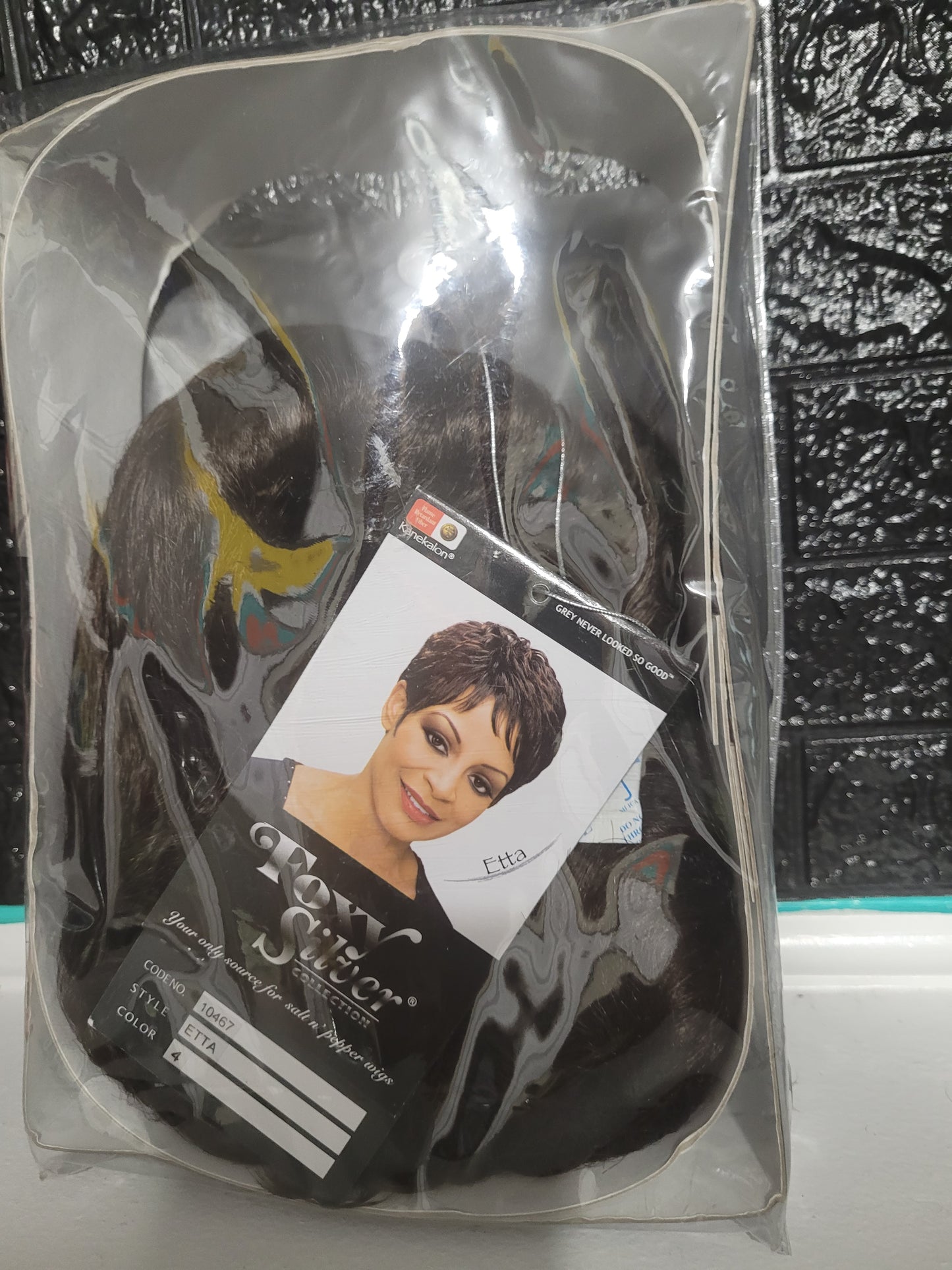 Short wig